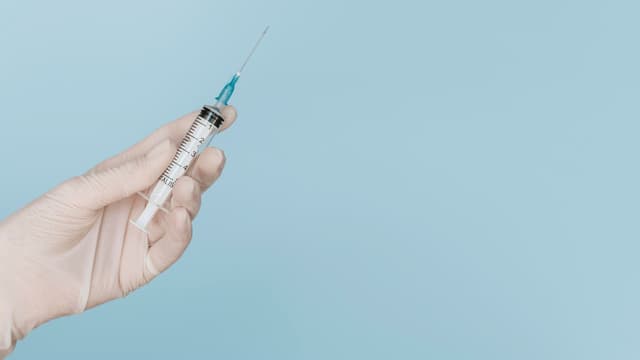 Mũi 5 trong 1 tiêm vào thời điểm nào: Hướng dẫn cha mẹ đầy đủ