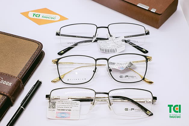 quầy kính mắt tci