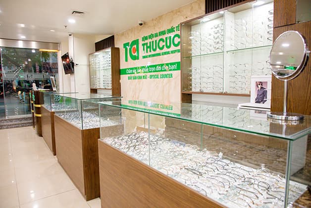 Quầy kính mắt TCI