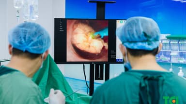 Tán sỏi nội soi: Sạch sỏi qua đường tự nhiên không mổ