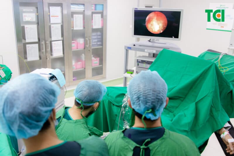 Phương pháp điều trị ứ nước thận độ 3 do sỏi tắc nghẽn