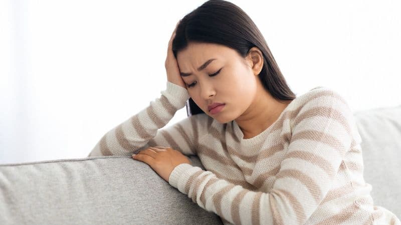 Cường tuyến cận giáp gây ra những triệu chứng gì?