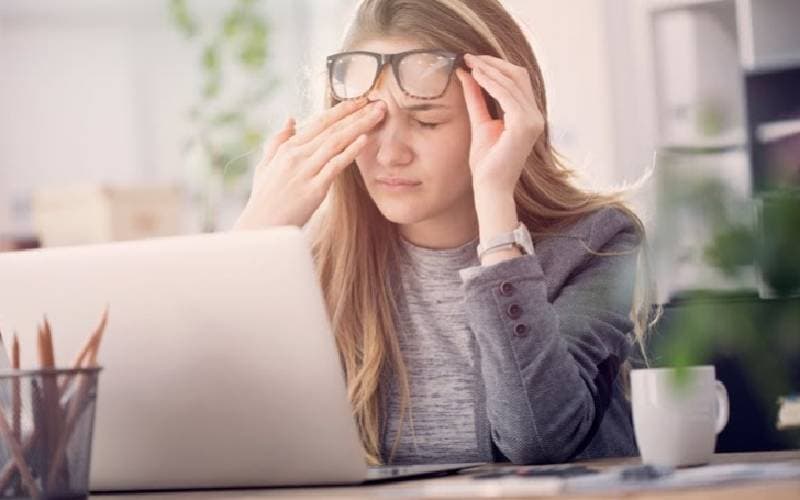 Tròng kính 6 độ đắt không