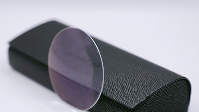 Lý do tròng kính cận loạn siêu mỏng được ưa chuộng