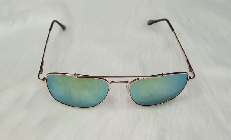 Loại màu kính hỗ trợ nhìn xa