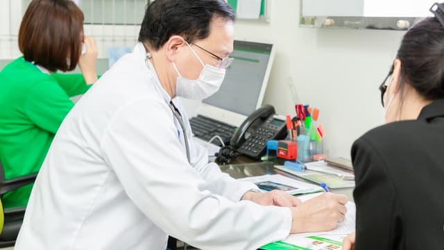 Chẩn đoán hình ảnh X quang cột sống: 4 lưu ý quan trọng