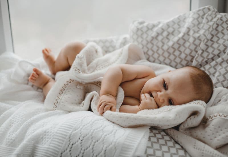 Quinvaxem là vắc-xin gì: Giải đáp chi tiết thắc mắc