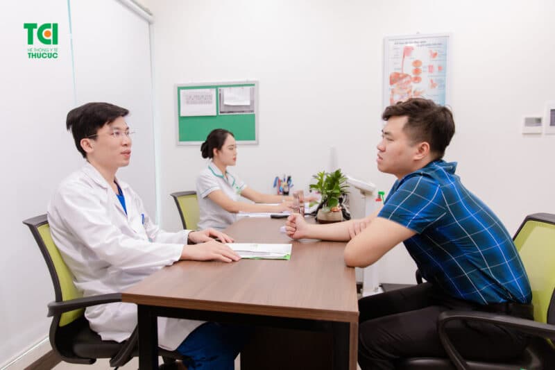 Kết hợp ăn uống hợp lý với sinh hoạt điều độ và thăm khám kịp thời