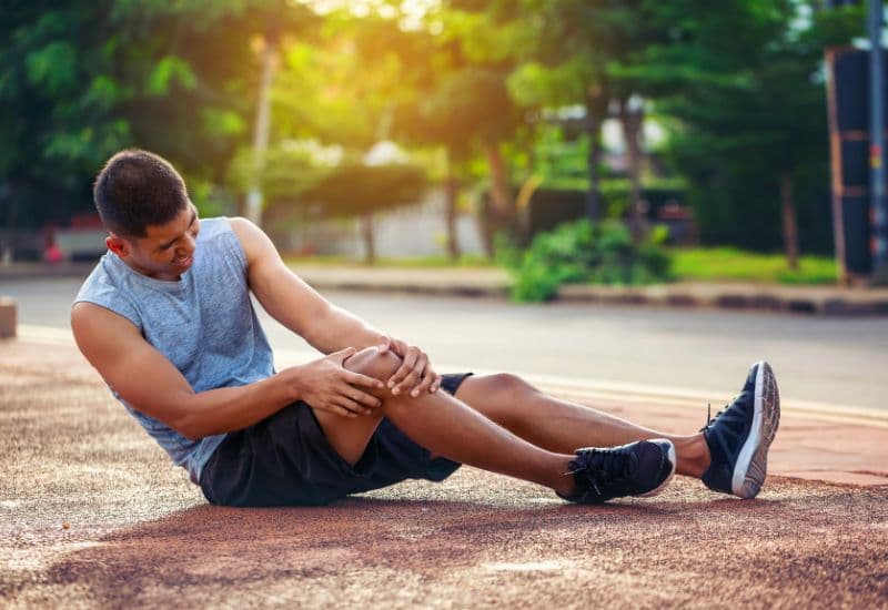 Các chấn thương dây chằng chéo trước khớp gối và sau khớp gối thường gặp