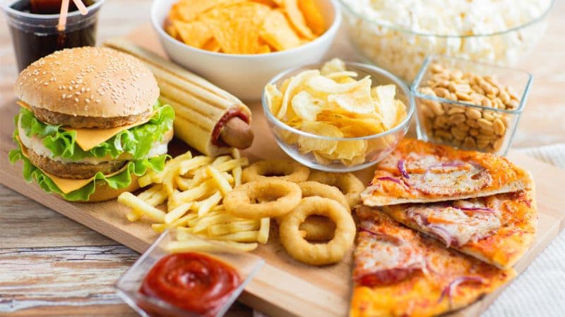 Nguyên nhân gây gan nhiễm mỡ do chế độ ăn 