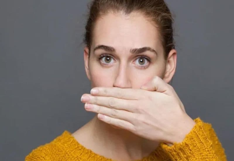 Ợ chua có mùi hôi