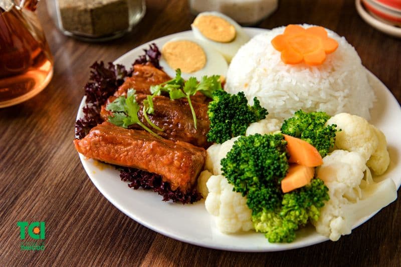 Thịt lợn có thể được chế biến thành nhiều món ăn đa dạng.