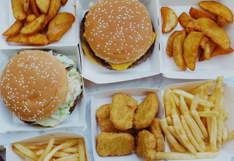 Giãn đài bể thận nên hạn chế ăn gì?