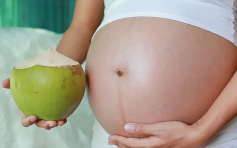 Mẹ bầu Uống nước dừa nhiều có tốt không