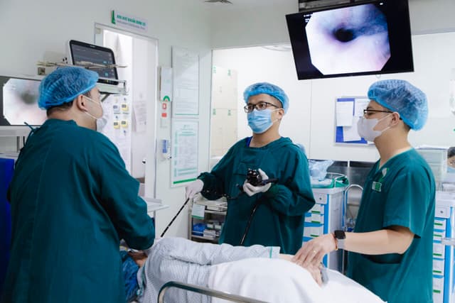 Ợ hơi buổi sáng: Nguyên nhân, dấu hiệu bệnh lý và cách phòng ngừa