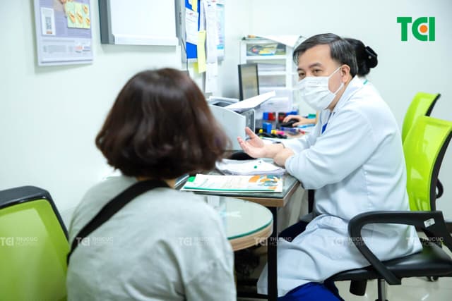 Viêm đại tràng ở nữ: Hiểu rõ bệnh để điều trị hiệu quả