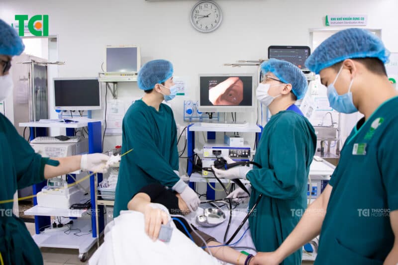 Nội soi dạ dày giúp phát hiện hiệu quả các tổn thương.