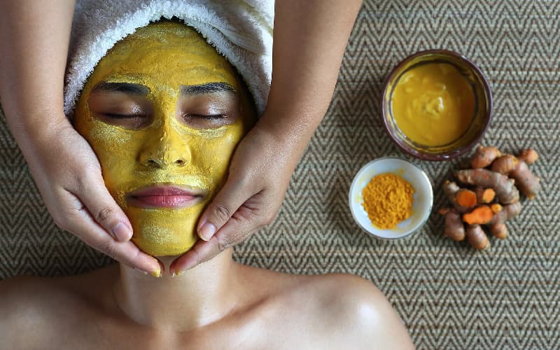 Bột nghệ có tác dụng gì với ngành hẩm mỹ