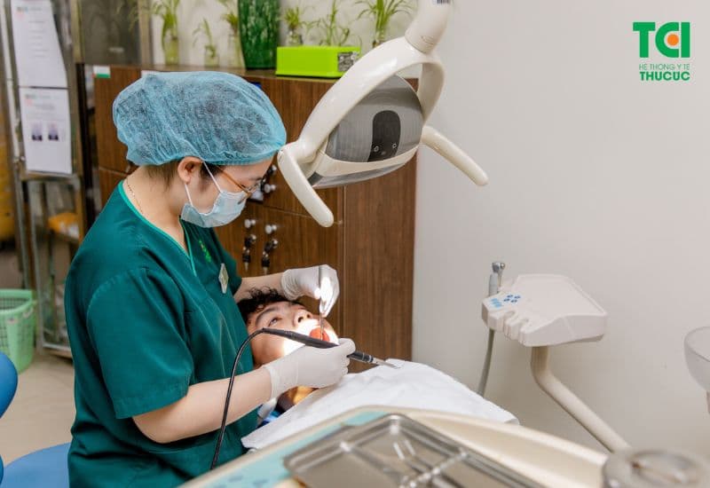 Nên thăm khám nha khoa định kỳ để kịp thời phát hiện và điều trị tình trạng đau răng sâu trước khi trở nên nghiêm trọng.