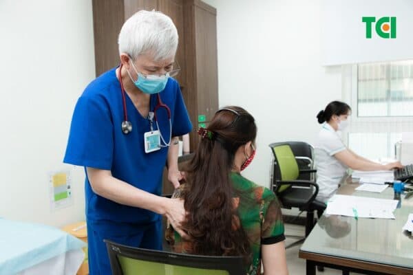 Điều trị cho bệnh nhân Parkinson bằng cách nào?