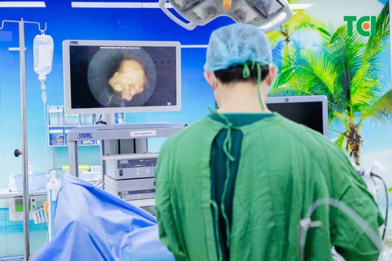 Sỏi tái phát liên tục do không điều trị tận gốc