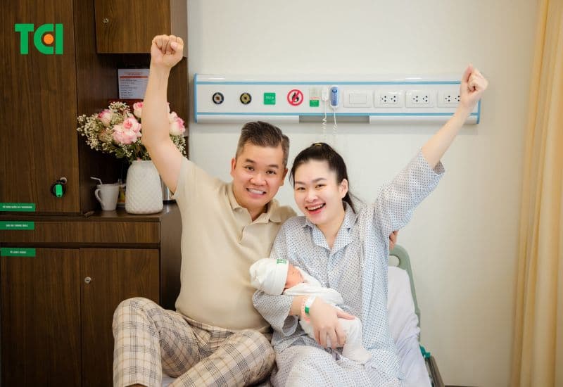 Sức khỏe chị Lý hồi phục tốt sau ca mổ kết hợp.