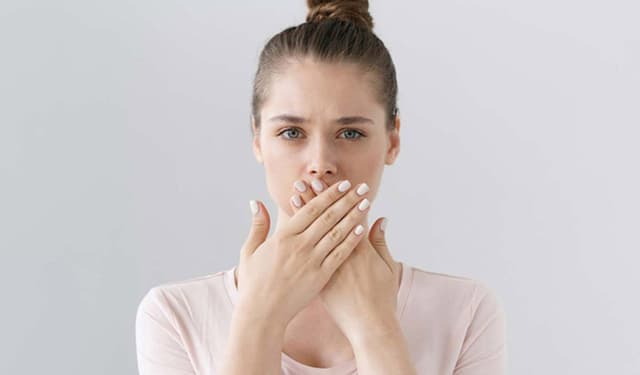 5 Bước chăm sóc răng miệng giúp ngăn ngừa hôi miệng sau ăn