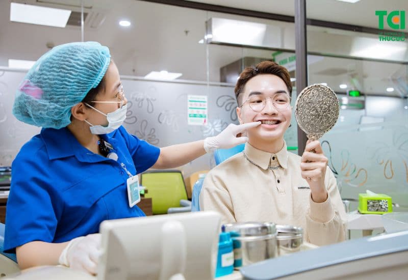 Thu Cúc TCI là địa chỉ nha khoa hàng đầu, được nhiều khách hàng tin tưởng lựa chọn khi niềng răng vẩu.