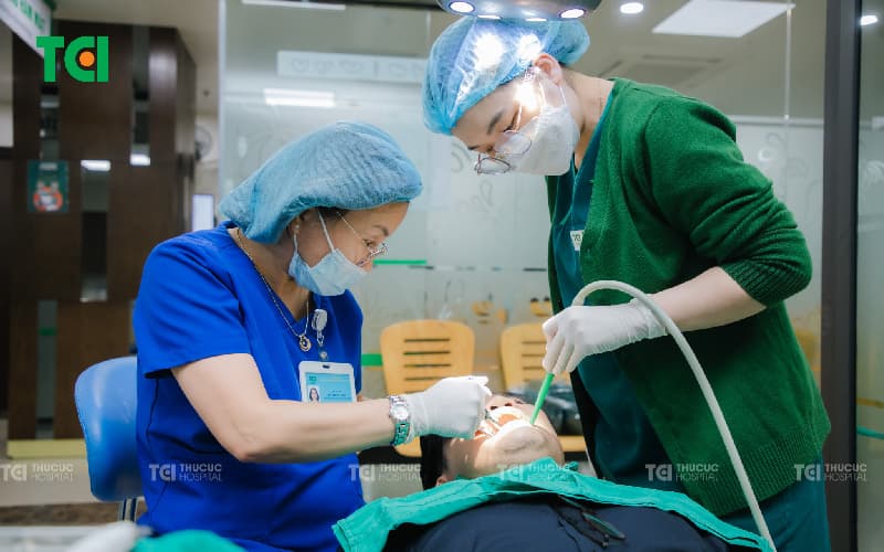 Sâu răng gây nhức đầu