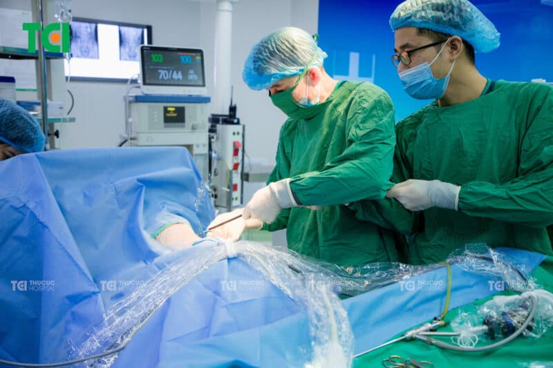 Những lưu ý khi lựa chọn cơ sở thực hiện nội soi tán sỏi thận qua da