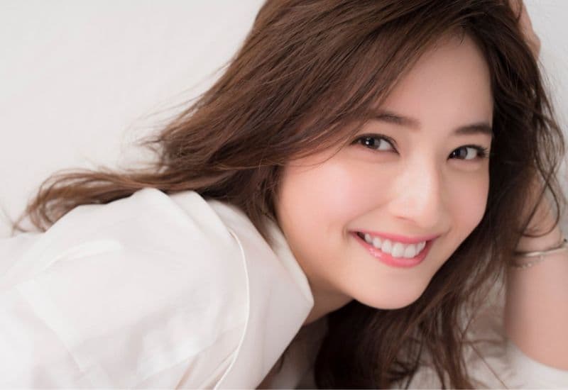 Trám răng sâu mang lại cho bạn nụ cười tươi sáng, giúp bạn thêm phần tự tin trong giao tiếp và cuộc sống.