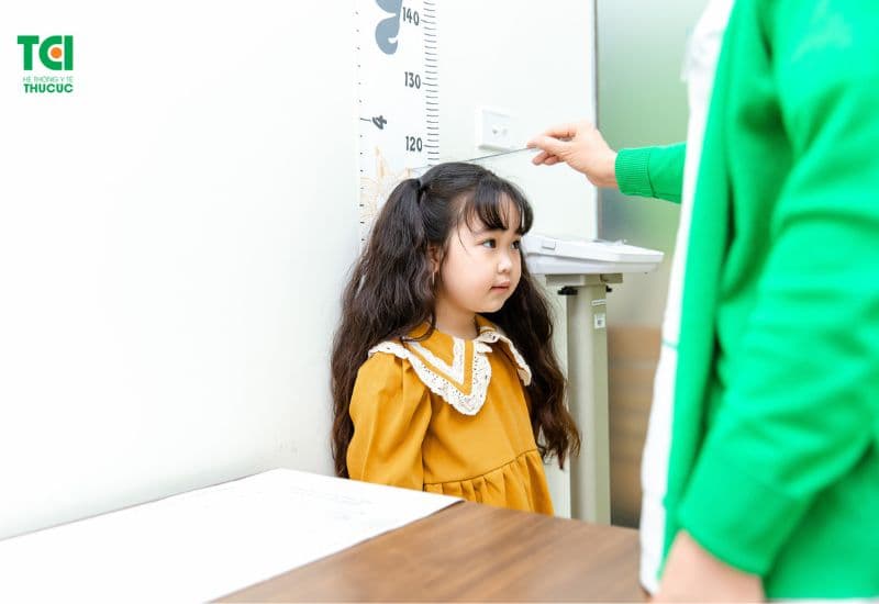 Chế độ ăn của trẻ em sẽ chuẩn hơn nếu có tư vấn từ chuyên gia.