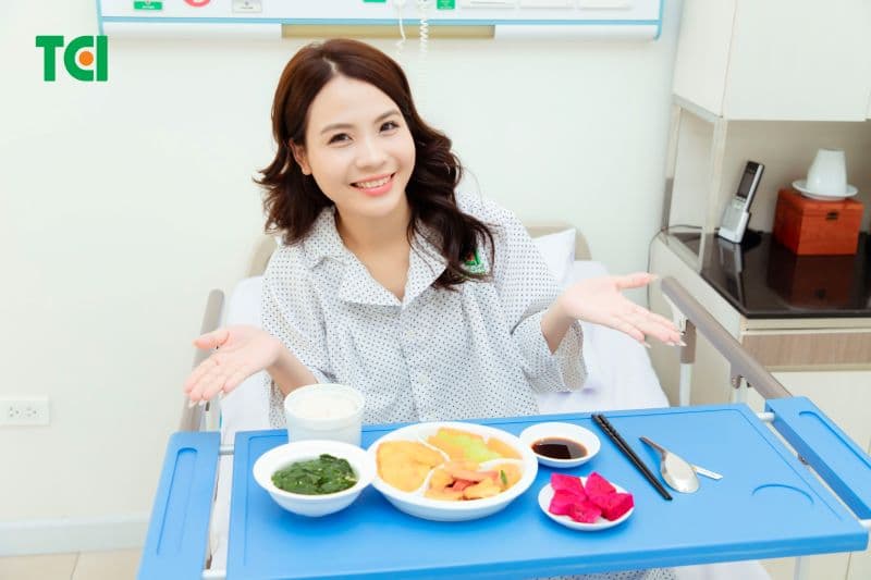 cách ở cữ sau khi sinh