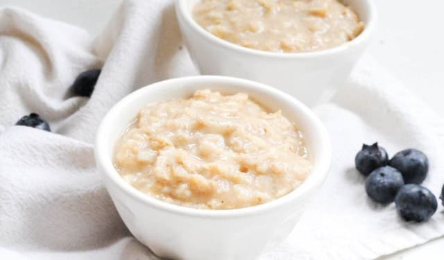 Cho bé ăn yến mạch có tốt không? Bật mí lợi ích khiến mẹ bất ngờ