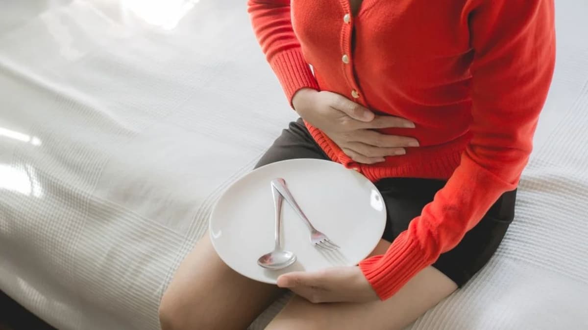 Đầy bụng trào ngược dạ dày – Dấu hiệu cảnh báo vấn đề tiêu hóa