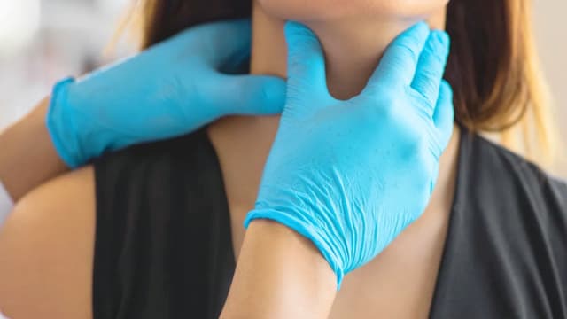 Kiểm tra phát hiện u tuyến giáp – Nên làm gì tiếp theo?