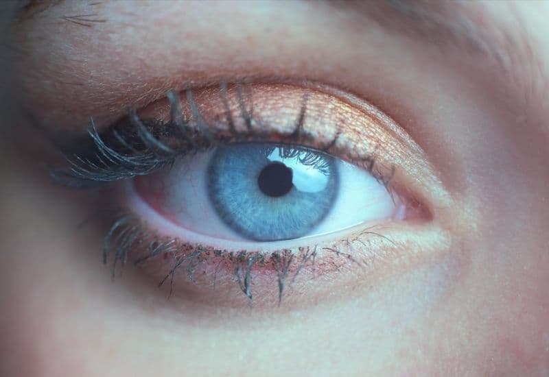 Giải đáp chi tiết thắc mắc: Lòng đỏ trứng gà có tác dụng gì?