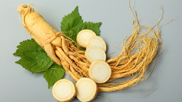 Giải mã bí ẩn người huyết áp cao có nên uống sâm