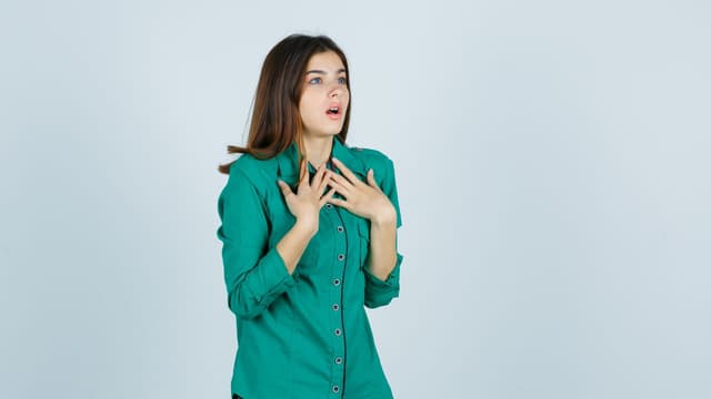 Ợ chua lên cổ: dấu hiệu nhỏ nhưng tiềm ẩn nguy cơ lớn