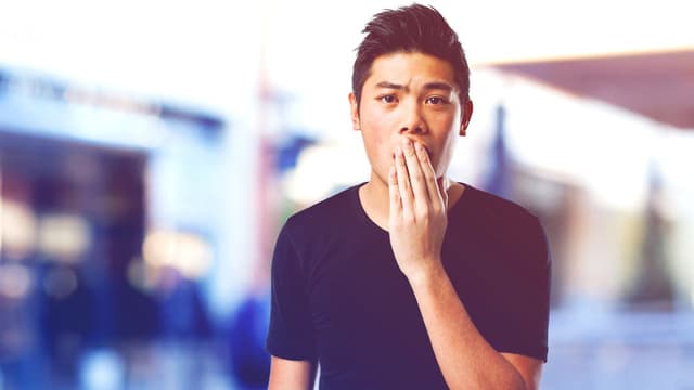 Ợ hơi có mùi hôi: cảnh báo vấn đề tiêu hóa không thể bỏ qua