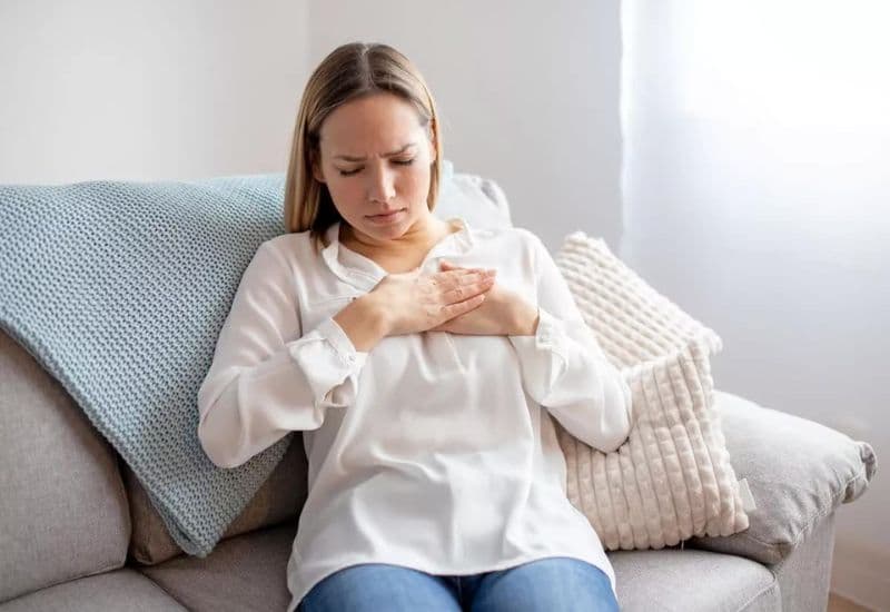 Ợ hơi xót ruột