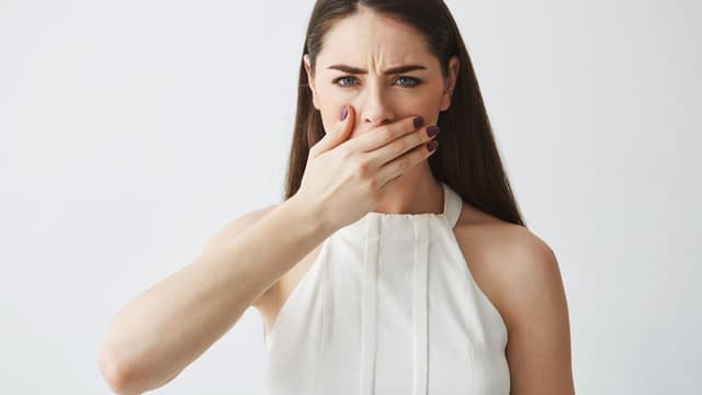 Ợ hơi xót ruột – Nguyên nhân, chẩn đoán và cách khắc phục