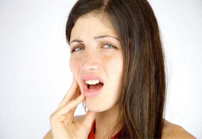 Sâu răng khôn không điều trị kịp thời sẽ gây hại lớn.