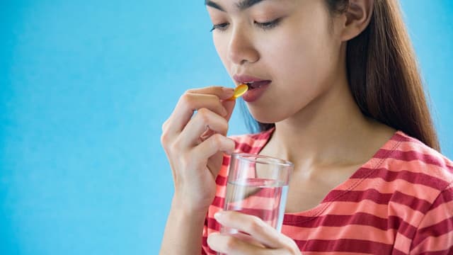 Nguyên nhân, triệu chứng thiếu vitamin B12 có thể bạn chưa biết