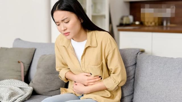 Trào ngược dạ dày buổi sáng: Dấu hiệu cảnh báo cần chú ý