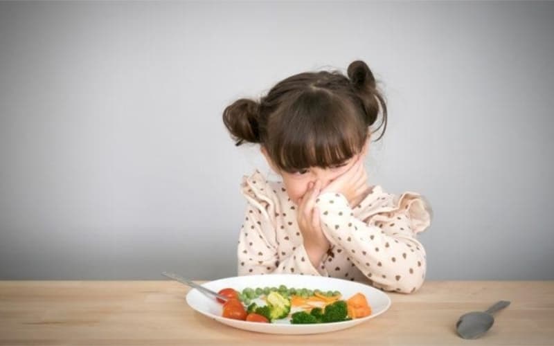 Trẻ biếng ăn nên bổ sung gì được
