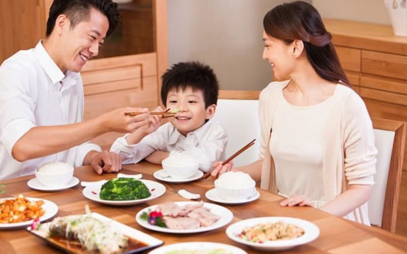 Nếu Trẻ biếng ăn nên bổ sung gì