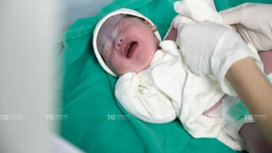 Nhiều phụ huynh thắc mắc trẻ sơ sinh được tiêm vacxin gì