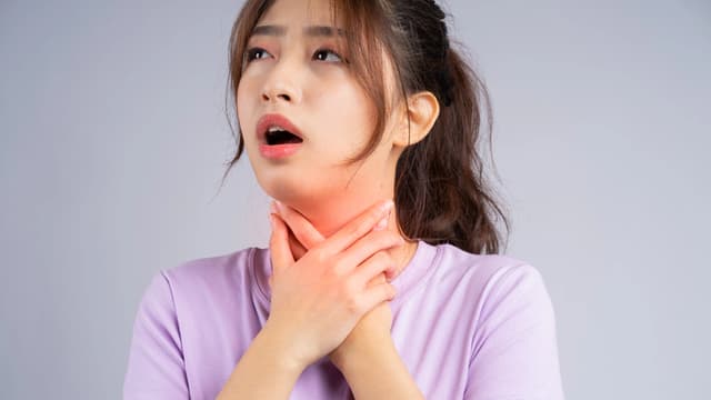 Viêm họng cấp: Dấu hiệu, nguyên nhân và cách xử trí hiệu quả