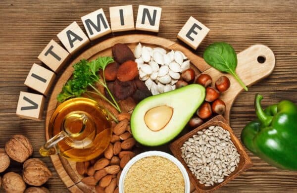 Vitamin E từ lâu đã được biết đến với vai trò quan trọng trong việc bảo vệ cơ thể và cải thiện sức khỏe tổng thể.